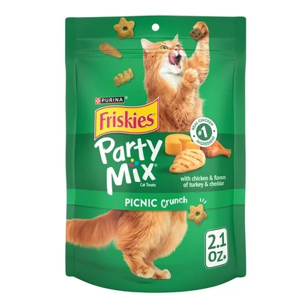 חטיף לחתולים בטעמים עוף וגבינה 60 גרם | Friskies Party Mix Picnic Crunch