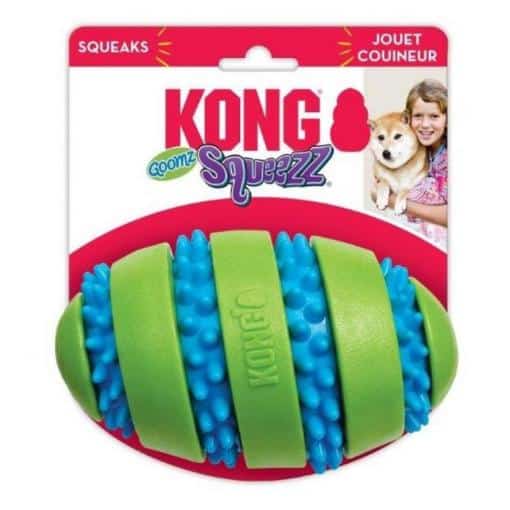צעצוע גומי בייסבול ירוק M | KONG Squeezz Goomz Football Medium