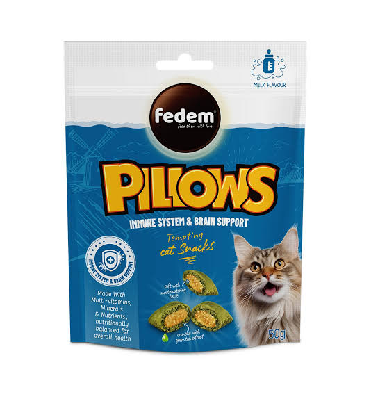 חטיף כריות לחתולים בטעם חלב 50 גרם | Fedem Pillows
